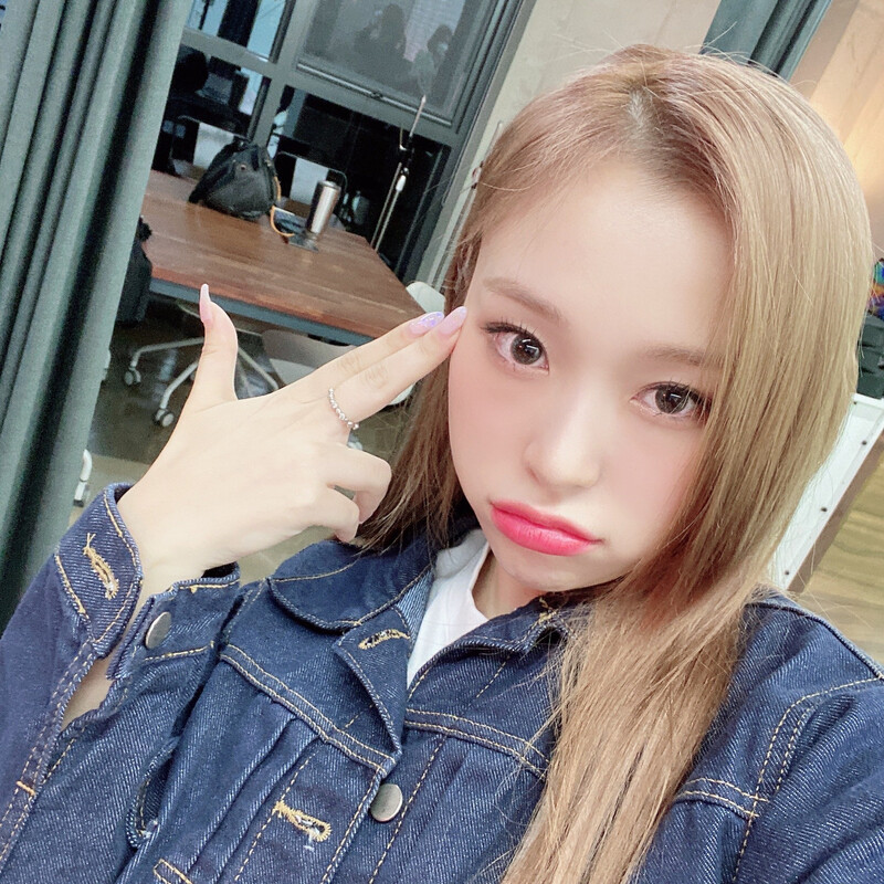 210917 Dreamcatcher Twitter Update - Gahyeon documents 3