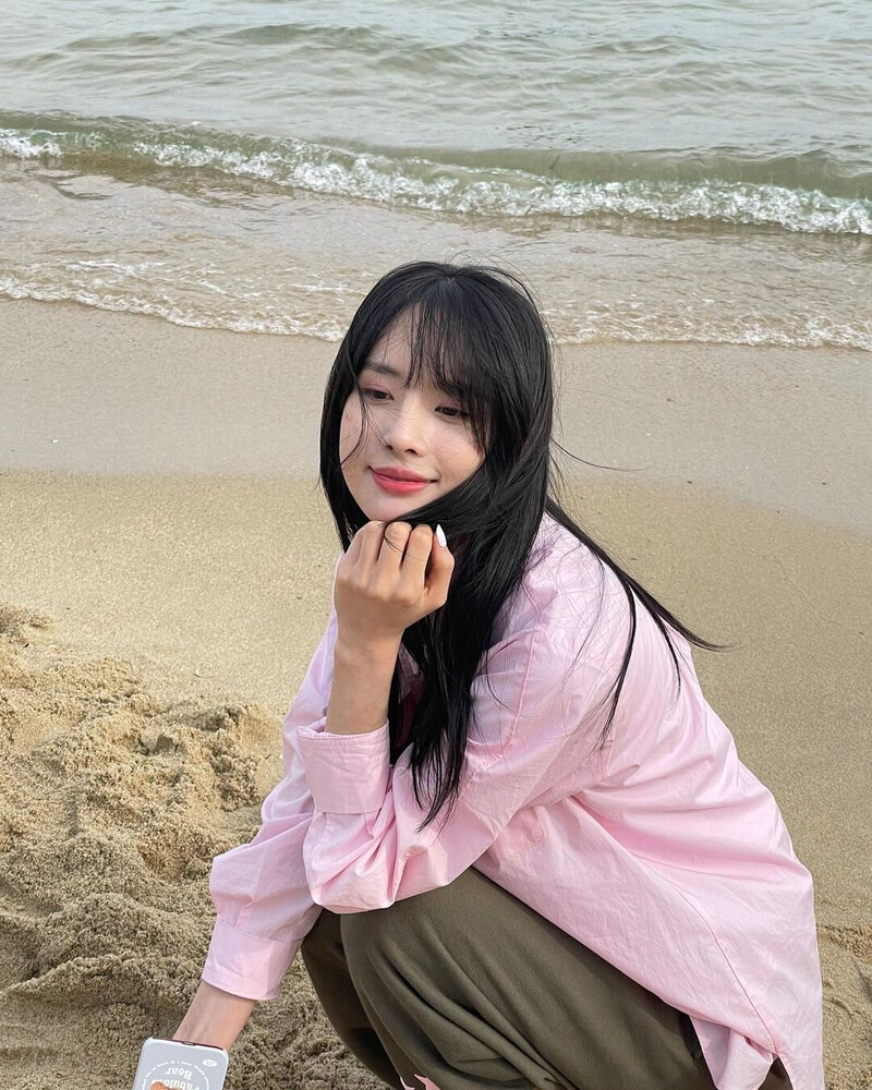 220604 Seola Instagram Update documents 2