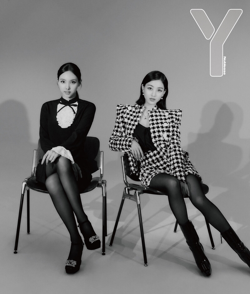 TWICE Jihyo & Nayeon for Y Magazine Issue No.4 documents 1