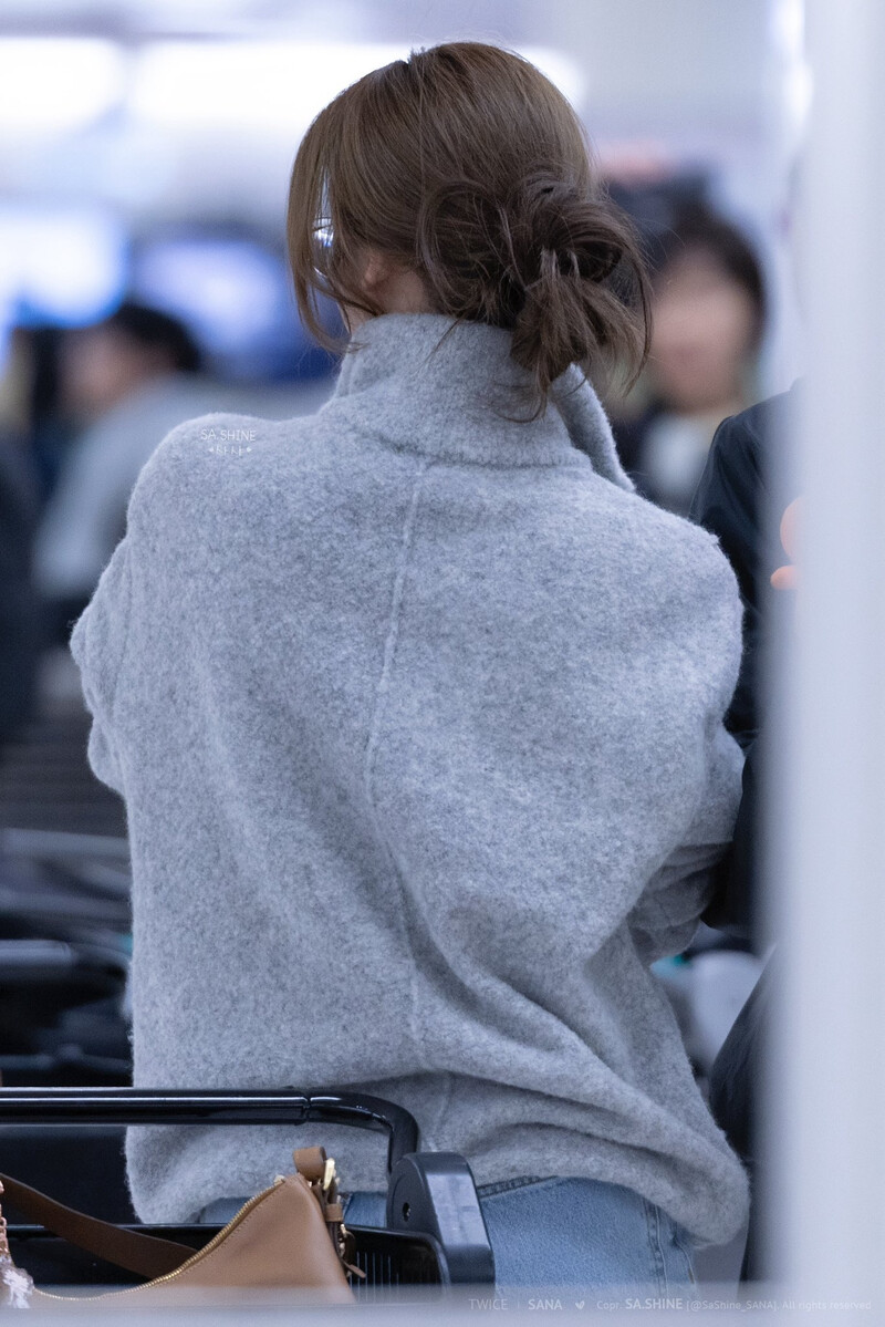 241112 TWICE Sana - HND & GMP Airport documents 3