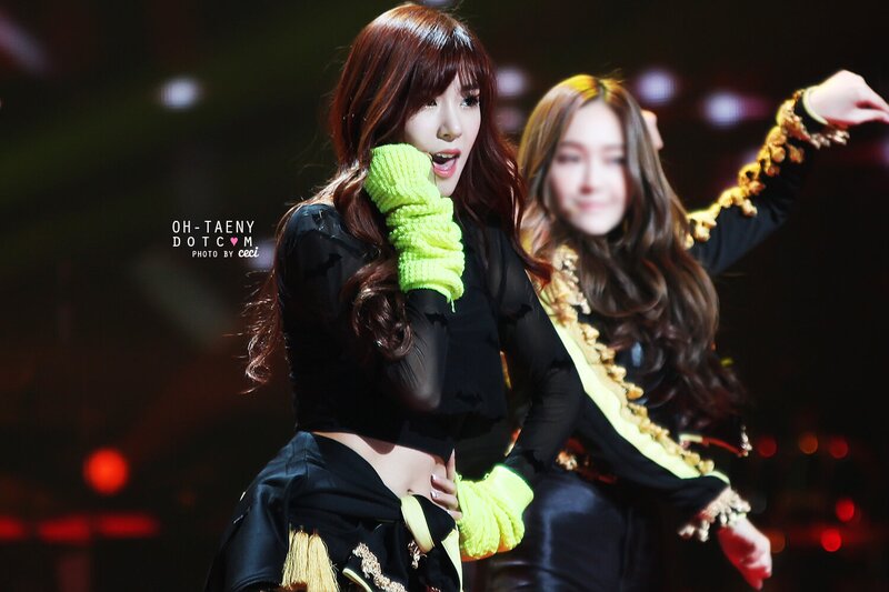 131029 Girls' Generation Tiffany at KBS Open Concert documents 6