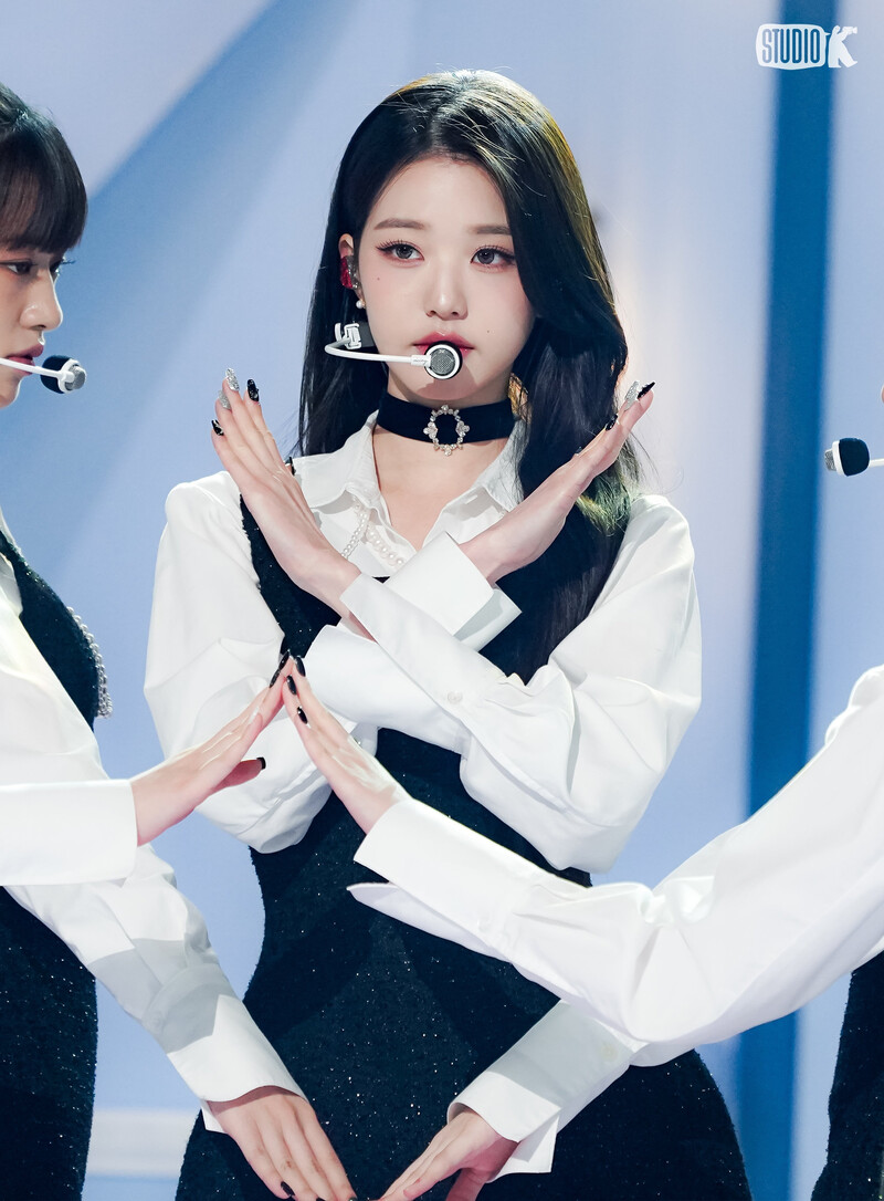 230414 IVE Wonyoung - 'I AM' at Music Bank documents 1