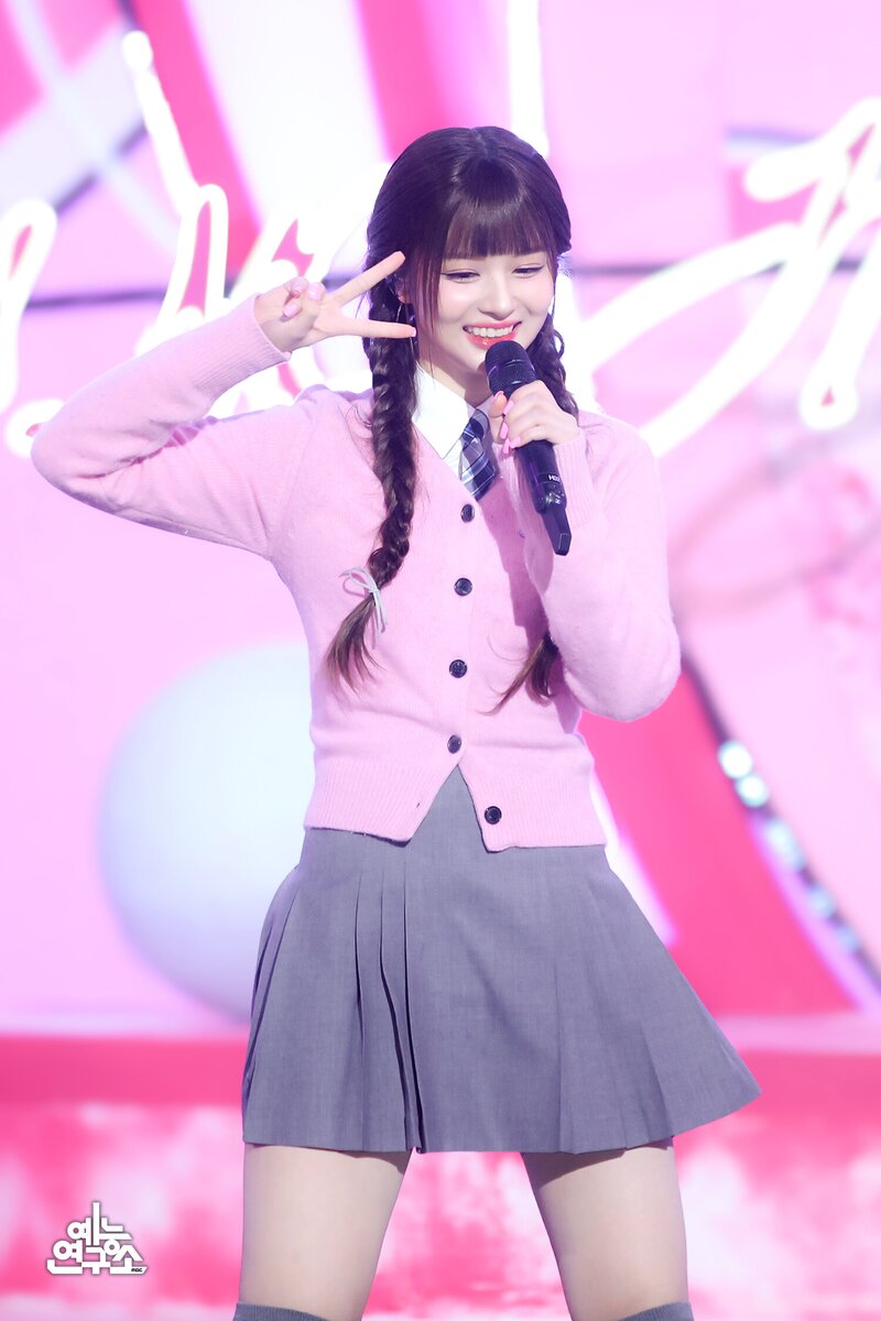 231111 MC Sullyoon - "Love Lee" Special Stage at Music Core documents 2