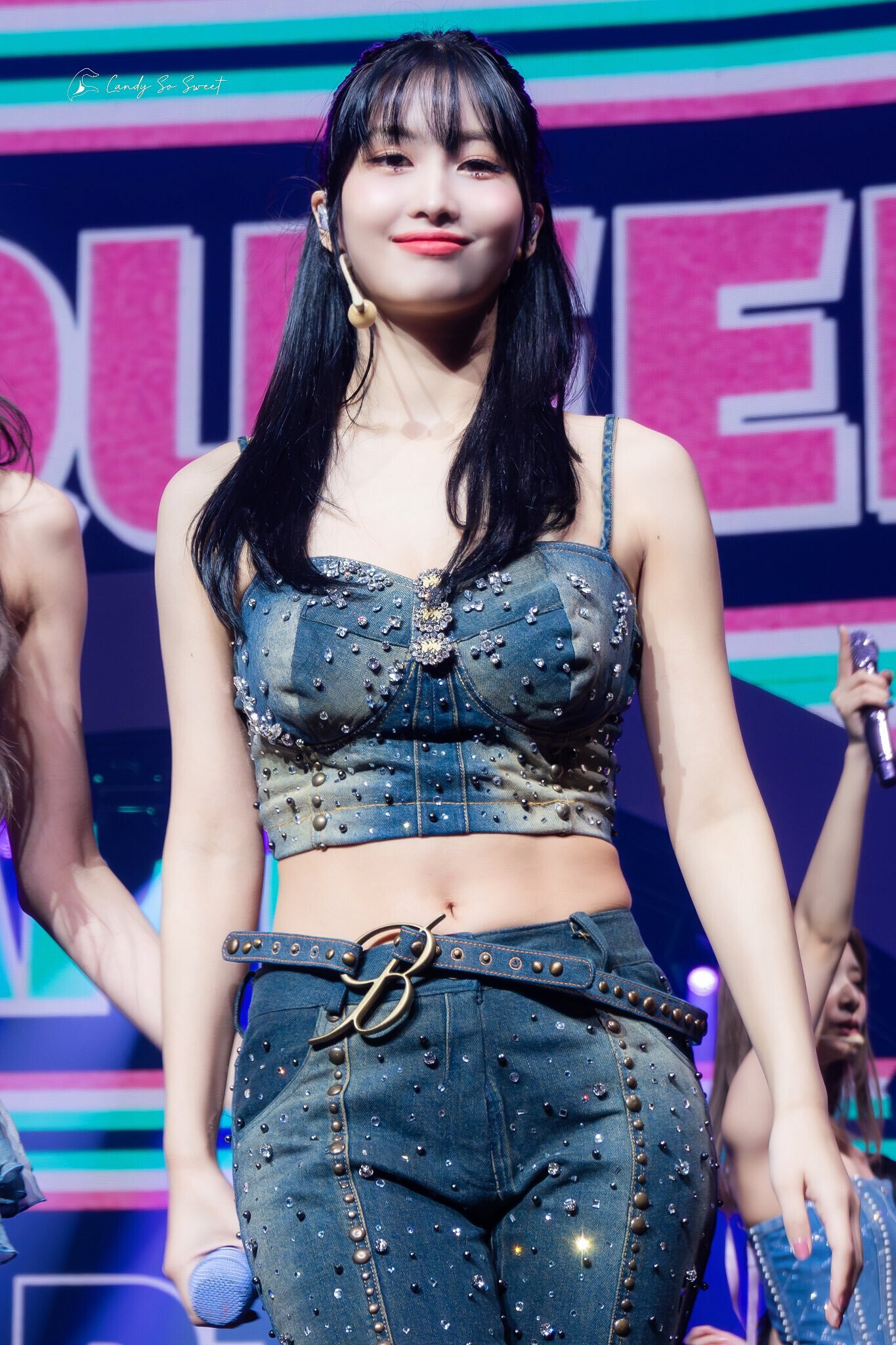 230629 TWICE Momo - 'READY TO BE' World Tour in Chicago Day 2