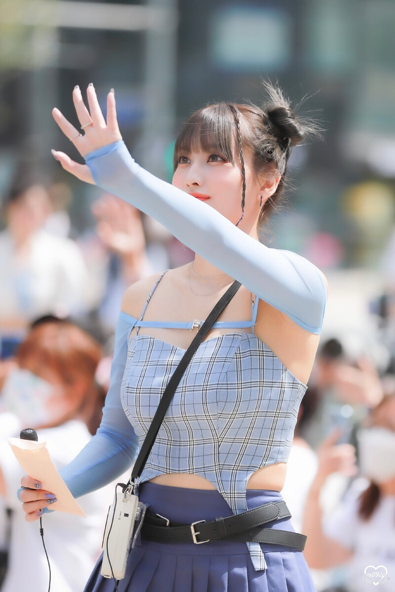 220903 TWICE Momo - Mini Fan Meeting documents 2