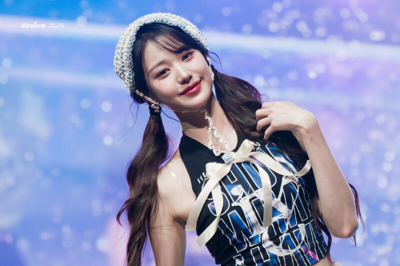 240713 Wonyoung - 1st World Tour ‘Show What I Have’ documents 3