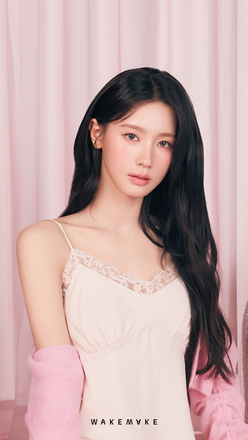 (G)I-DLE Miyeon for WAKEMAKE 2024 - Soft Sheer Multi Palette documents 1