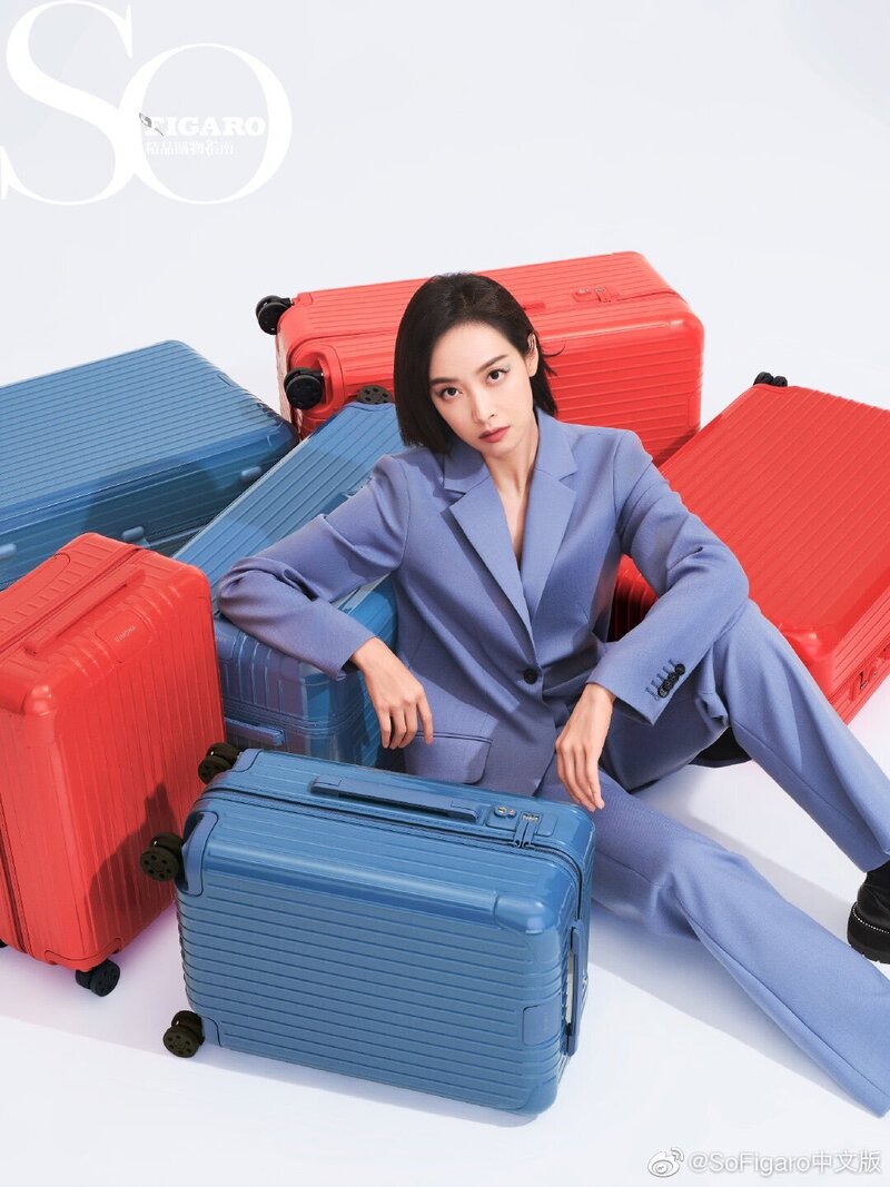 Victoria for So Figaro China Magazine January Issue documents 6