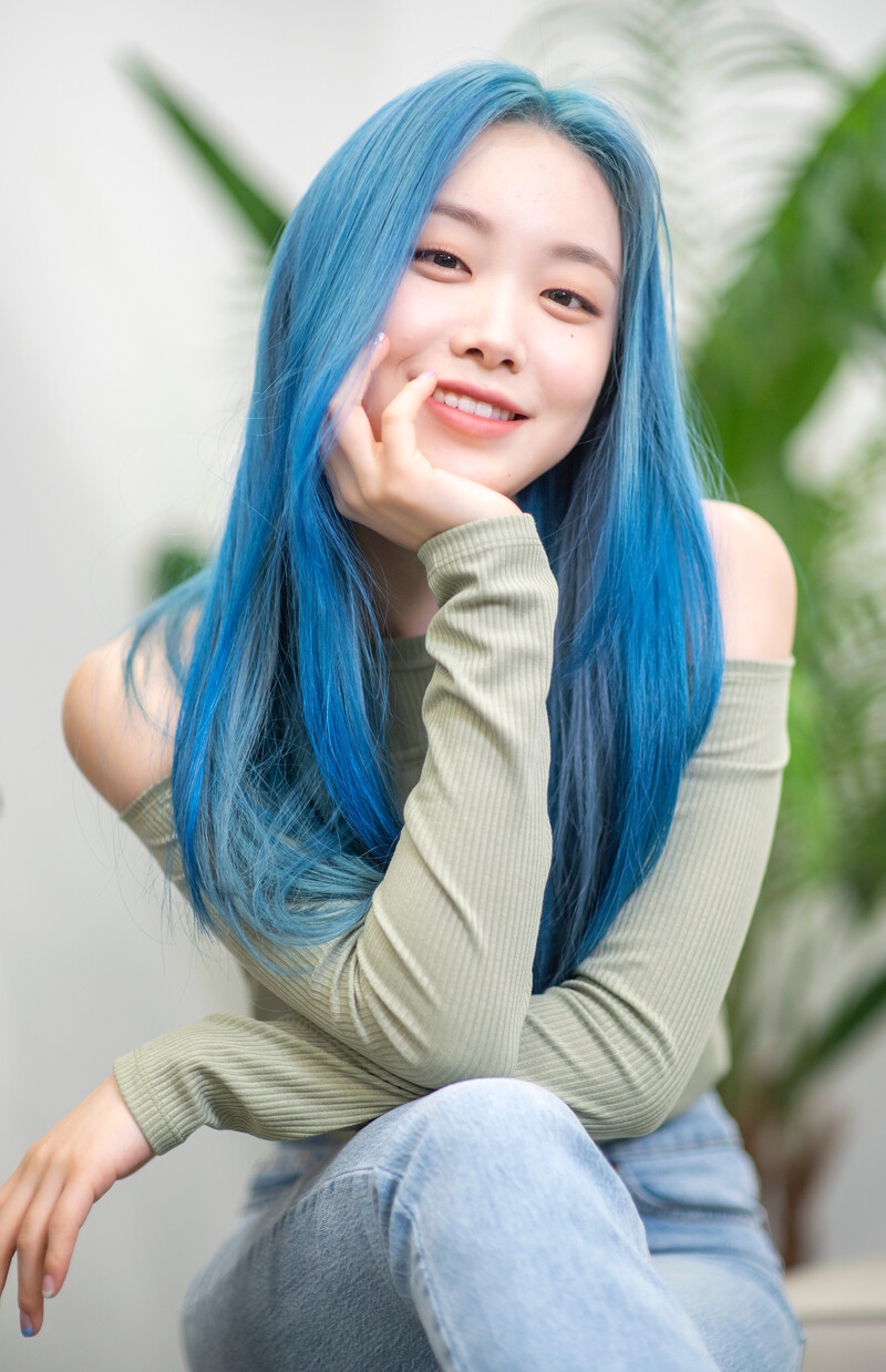 211112 Billlie Suhyeon - Photoshoot by Osen documents 1