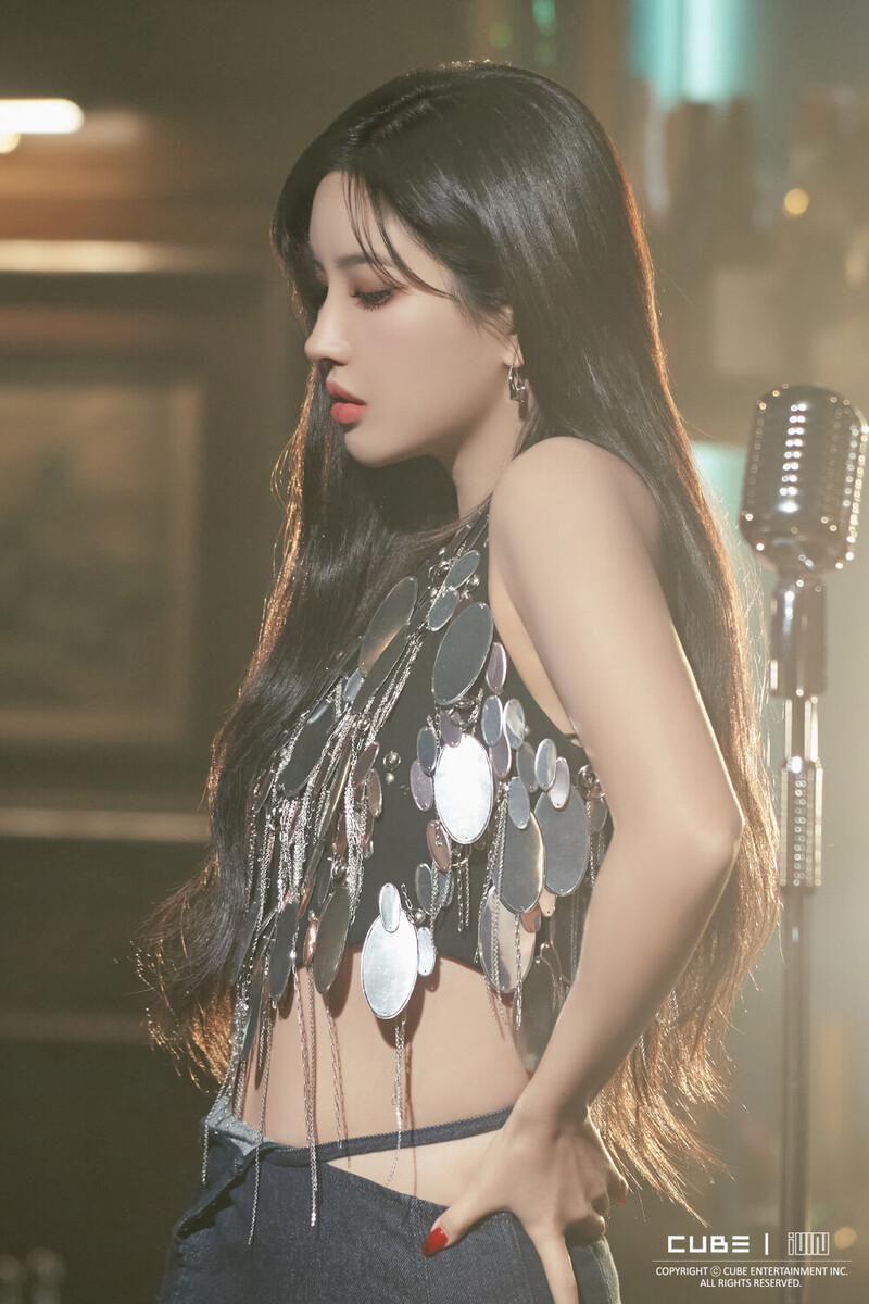 SOYEON - 'NOBODY' MV Behind Photos documents 18