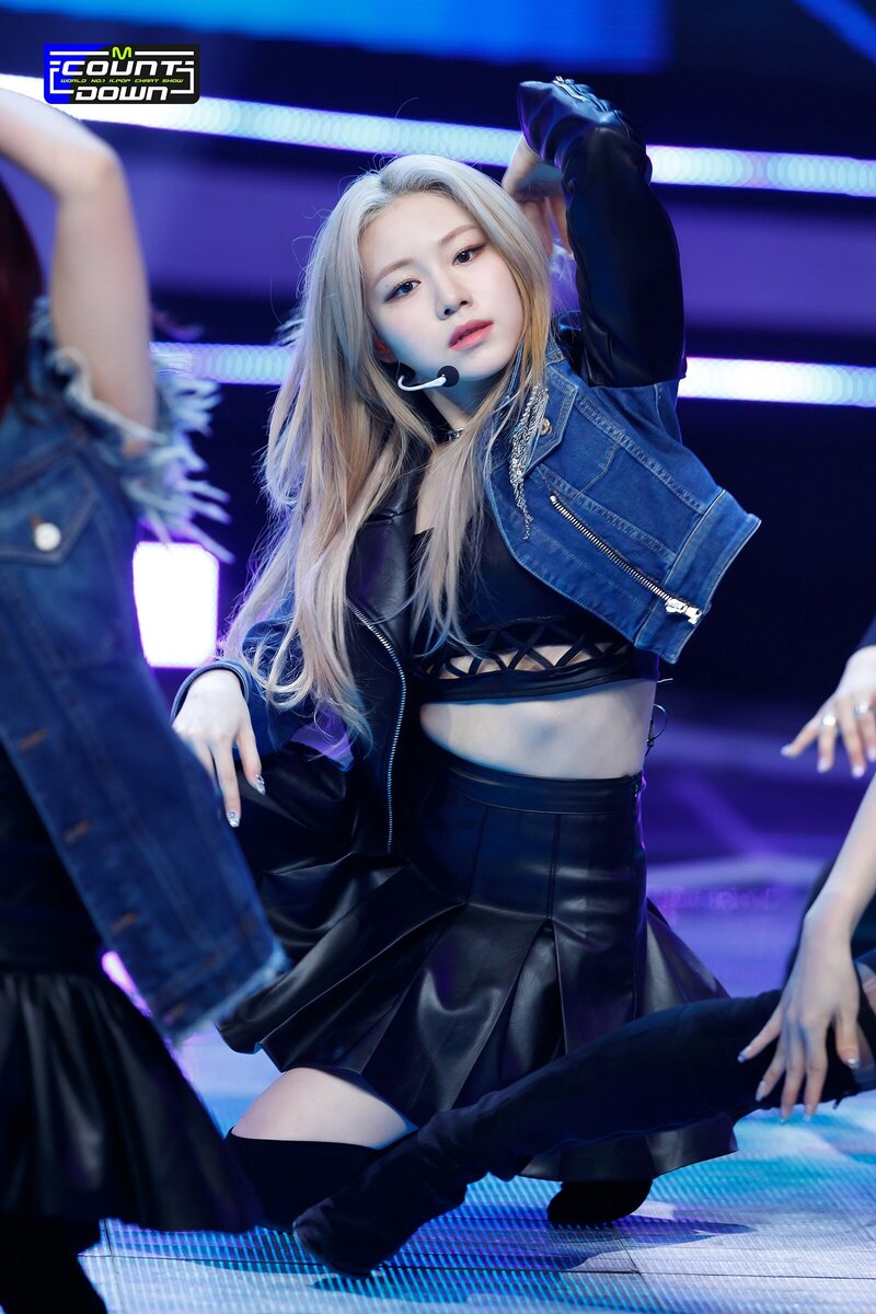 220303 Rocket Punch - 'CHIQUITA' at M Countdown documents 17