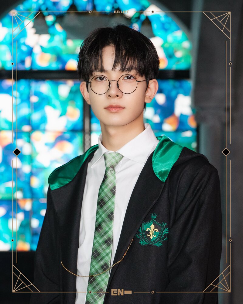 221029 ENHYPEN Weverse Update - 2022 Halloween Edition Student ID Photo documents 4