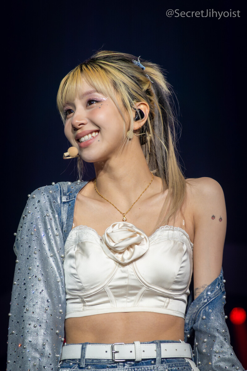 230621 TWICE Chaeyoung - ‘READY TO BE’ World Tour in Dallas documents 4