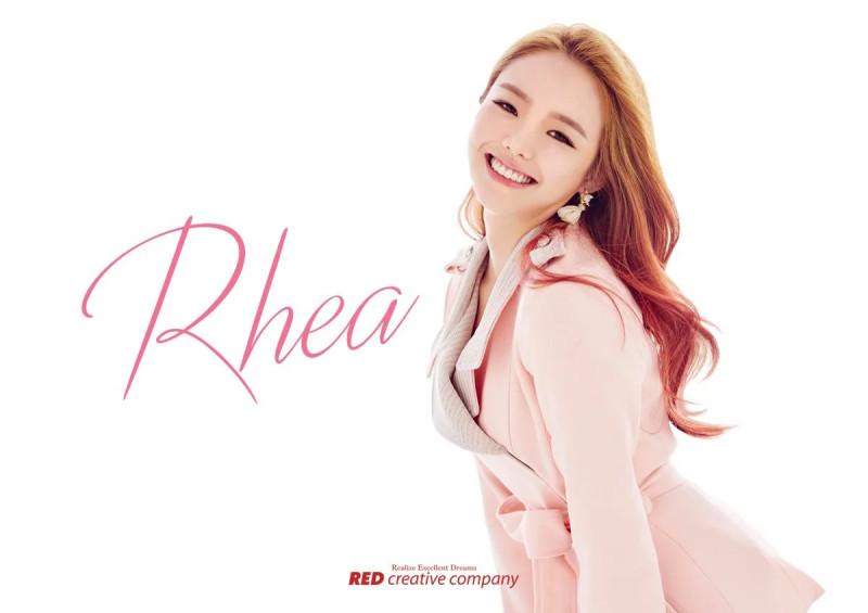 LIVE_HIGH_Rhea_Happy_Song_promo_photo_(1).png