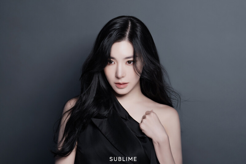 230106 SUBLIME Naver Post - Tiffany Young Profile Photoshoot documents 5