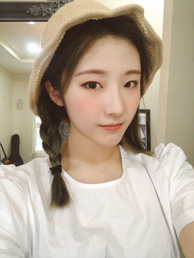 210719 LOONA Twitter Update - Haseul documents 2