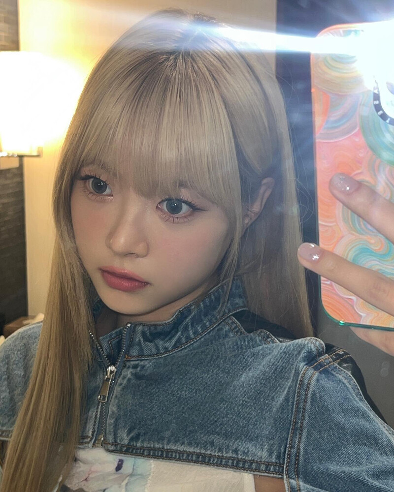 231101 - EUNCHAE Instagram Update documents 5