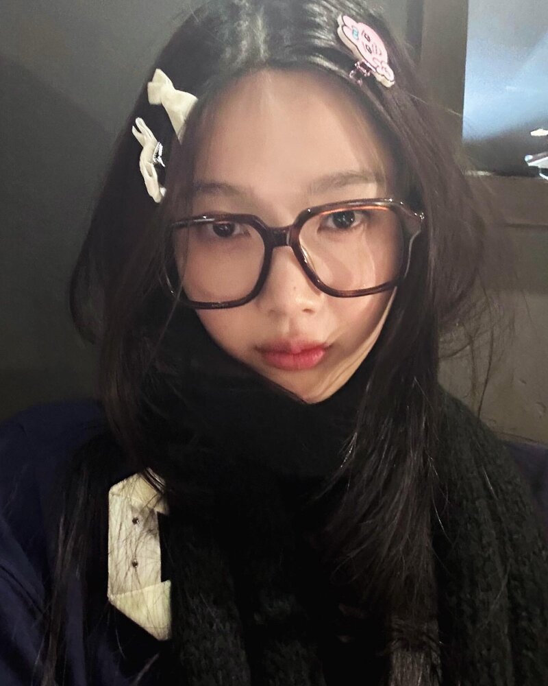 240217 Red Velvet Joy Instagram Update documents 7