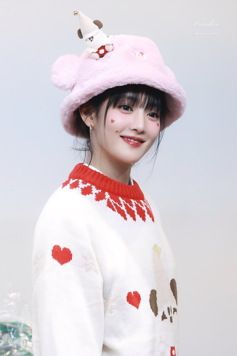 241222 (G)I-DLE Minnie -  at Everline Fansign event documents 21