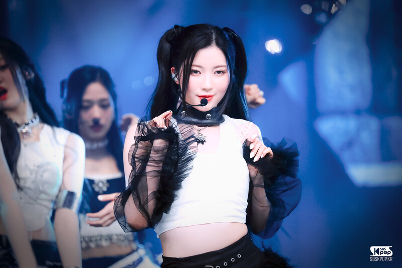 240407 BABYMONSTER Asa - ‘SHEESH’ at Inkigayo documents 5