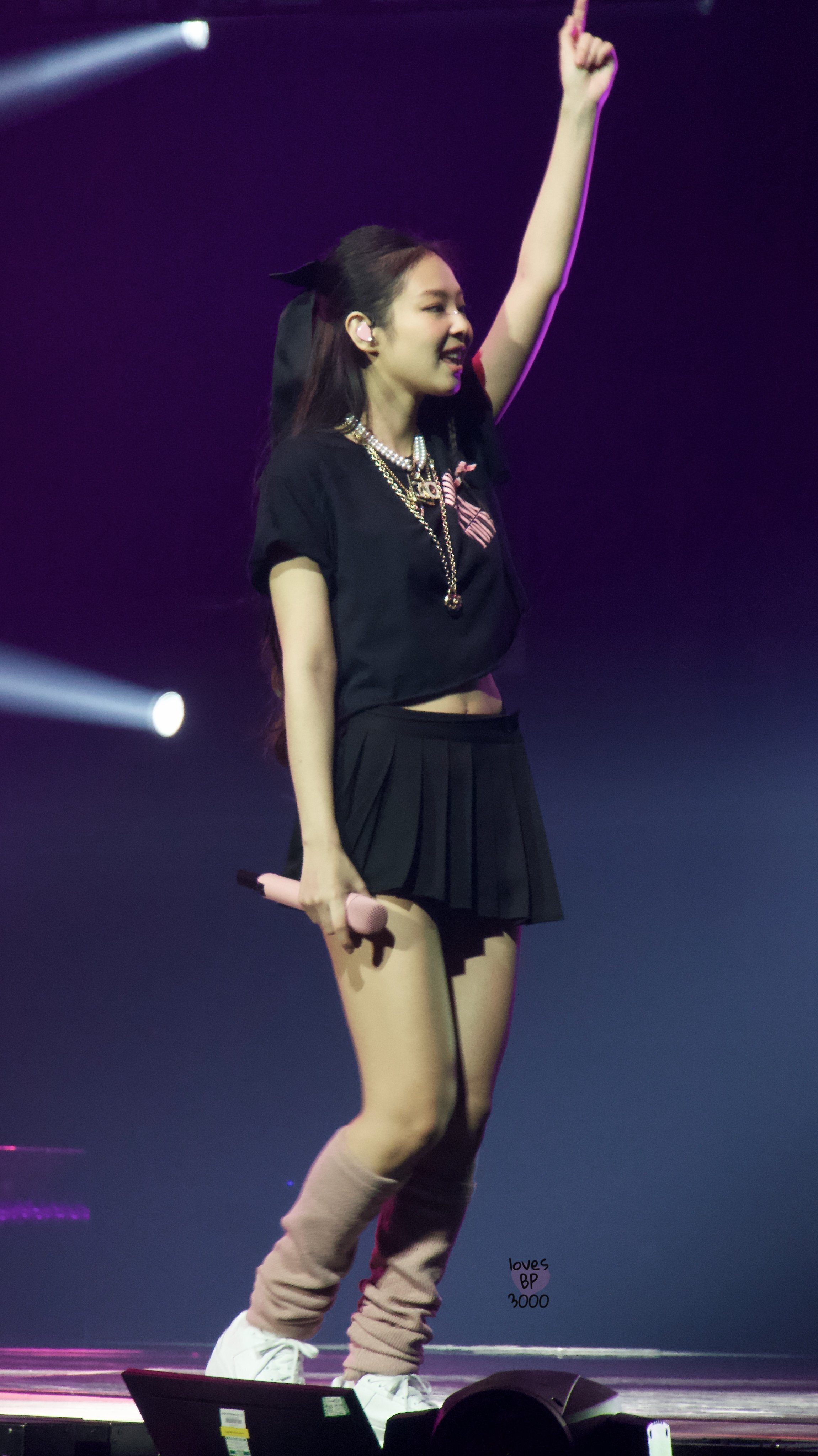 221212 BLACKPINK Jennie - 'BORN PINK' Concert in Paris Day 2 | kpopping