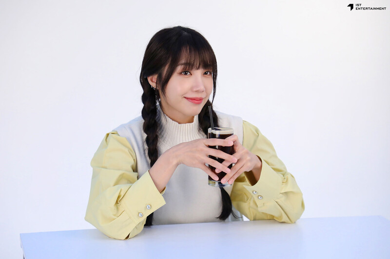 240110 IST Naver post - EUNJI behind the scenes of 'She's Bagel' commercial shoot documents 18