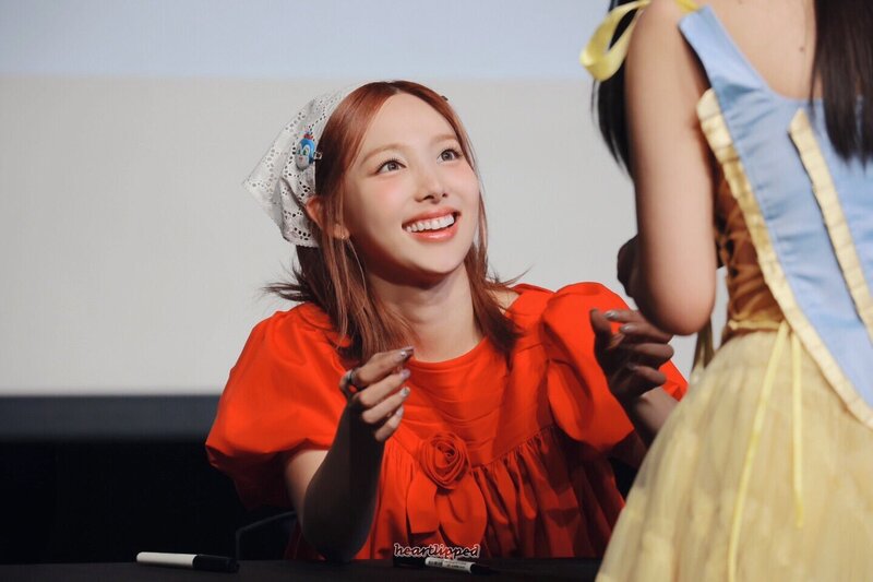 240629 TWICE Nayeon - Fansign documents 7