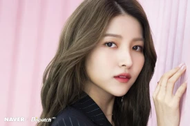 GFRIEND's Sowon - 回: LABYRINTH Promotion Photoshoot by Naver x Dispatch