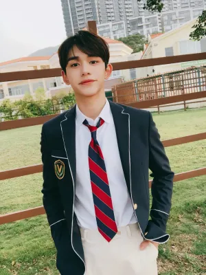 190628 | WayV's Lucas - 'Back to School Kit' offscreen [ Weibo Update]