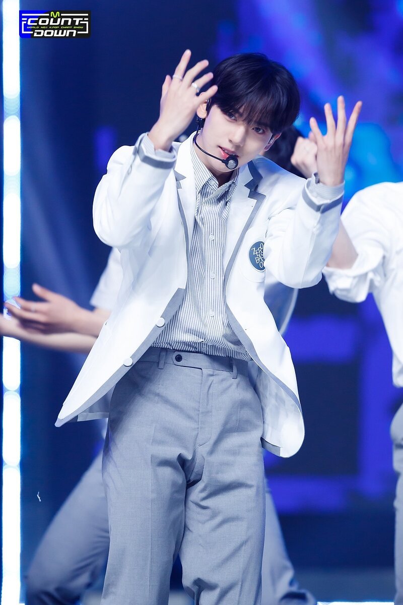 230727 ZEROBASEONE - 'In Bloom' at M COUNTDOWN documents 4