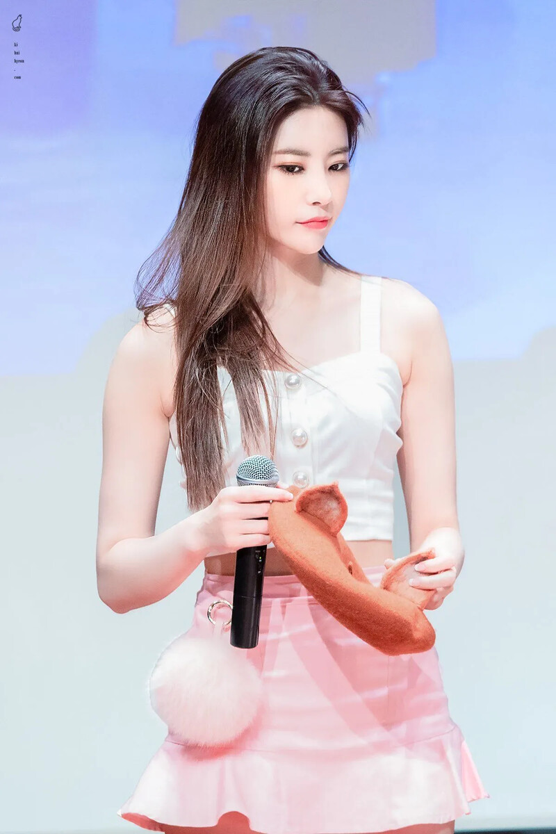 Huihyeon117.jpg