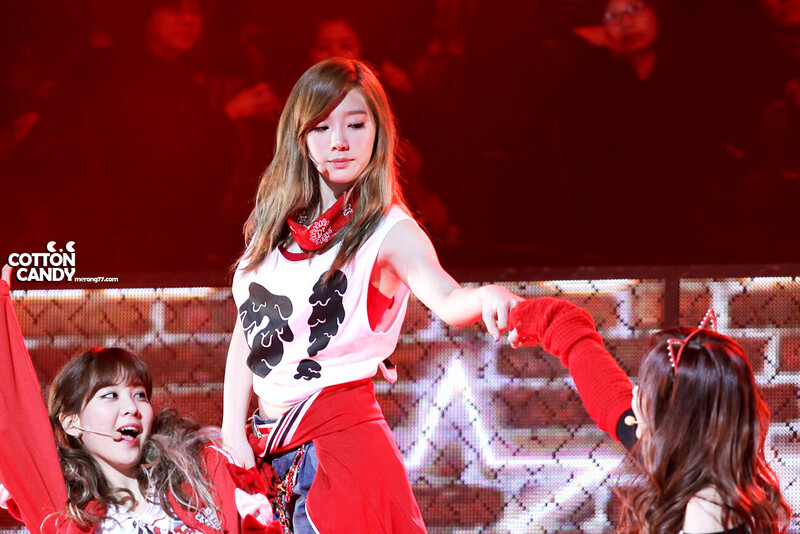 130106 Girls' Generation Taeyeon at KBS Open Hope Concert documents 1