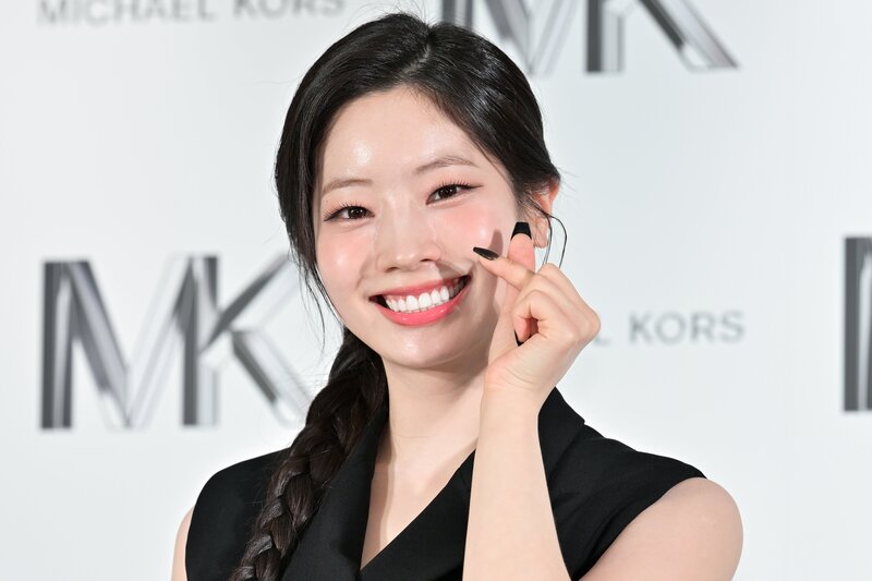 240327 - DAHYUN at Michael Kors Ginza Store Event in Japan documents 7
