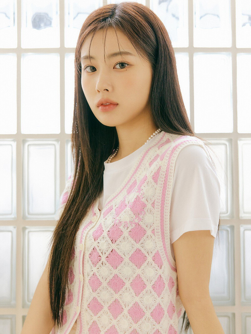 Kang Hyewon for General Idea Standard Summer 2022 Photoshoot documents 28