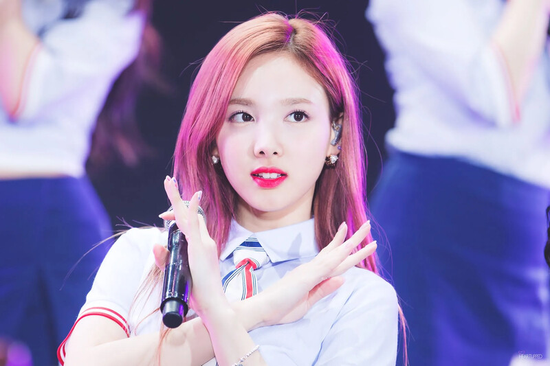 Nayeon36.jpg