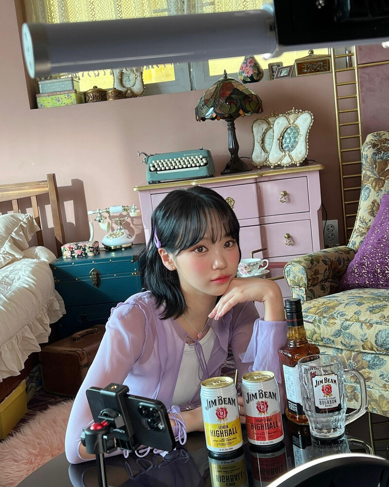 230904 - CHAEWON Instagram Update documents 7