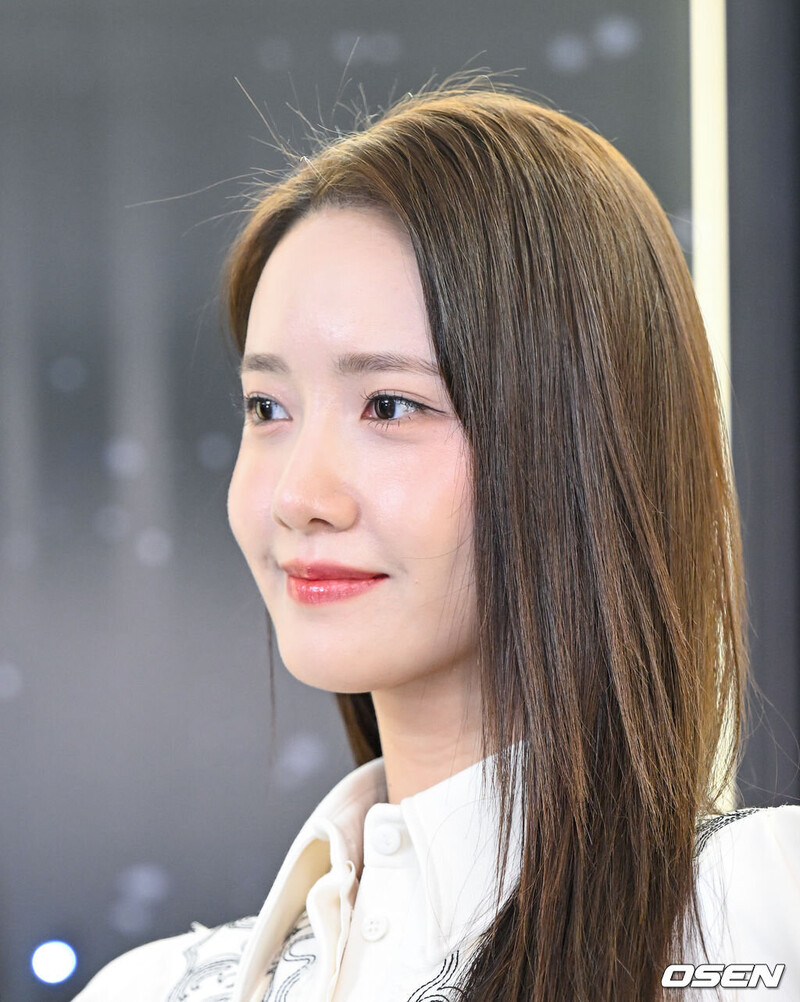 230804 YoonA at Estée Lauder Event documents 1