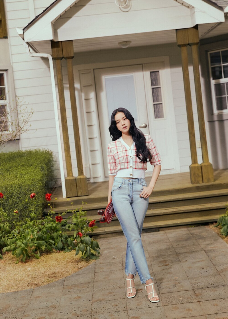 BLACKPINK's Jisoo - 'FOR A DAY MICHAA' 2021 Summer Collection documents 1