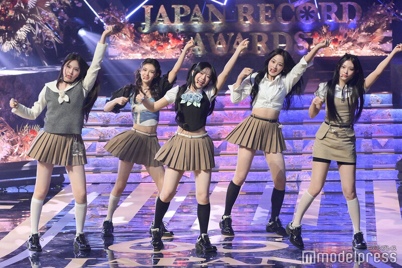 241230 Newjeans at "66th Shining! Japan Record Awards" documents 4