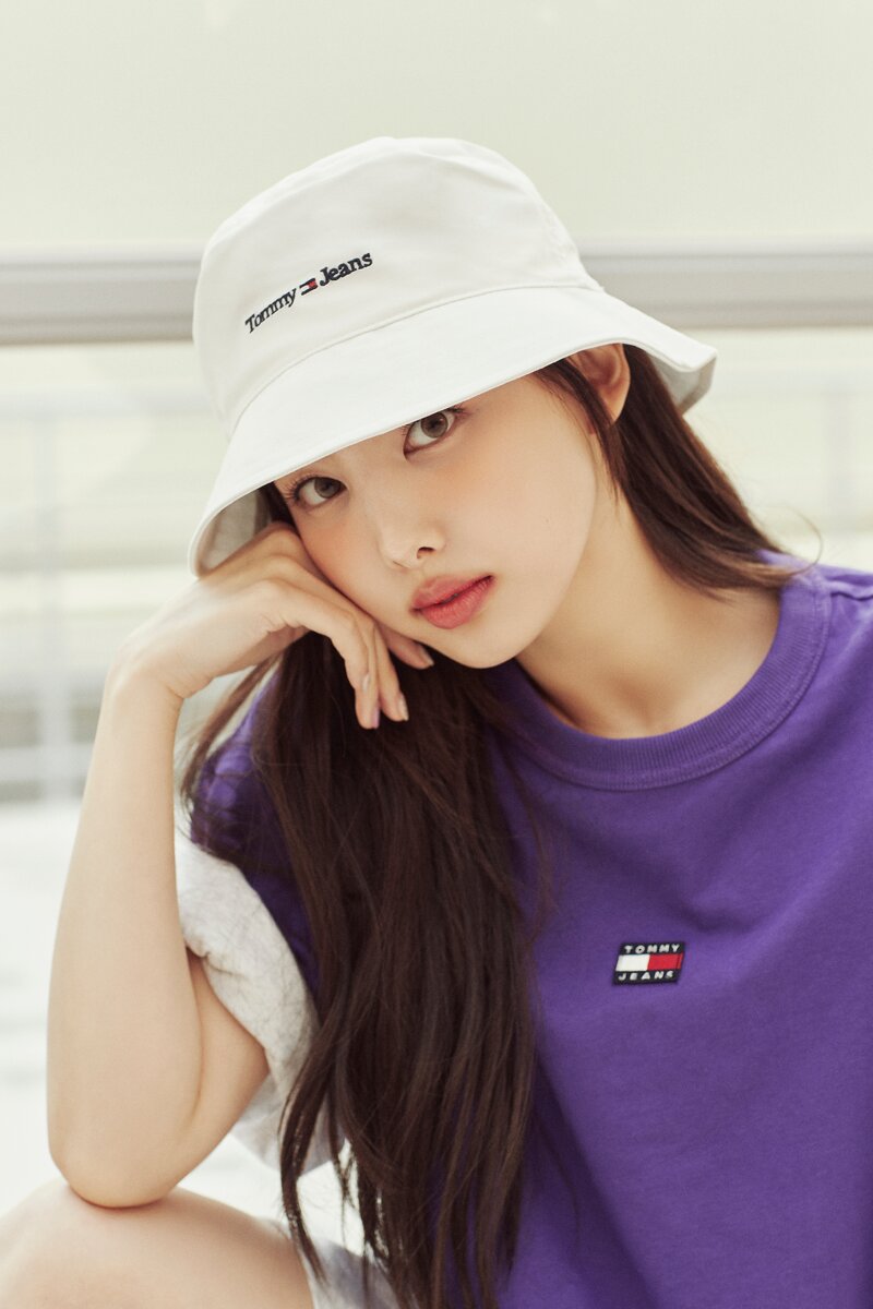 TWICE Nayeon for Tommy Jeans 23 SS Campaign documents 5