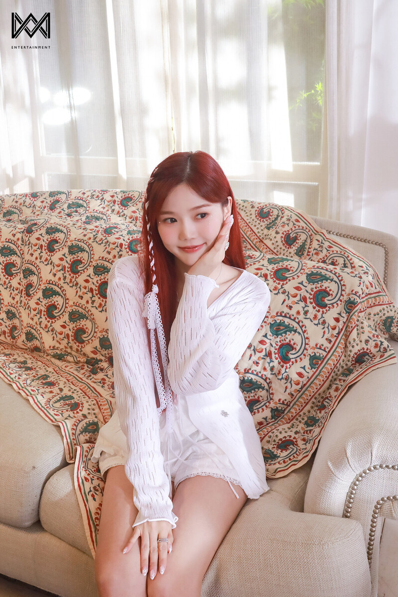 240902 WM Entertainment Naver Post with OH MY GIRL Hyojung - "Classified" MV Behind the Scenes documents 1