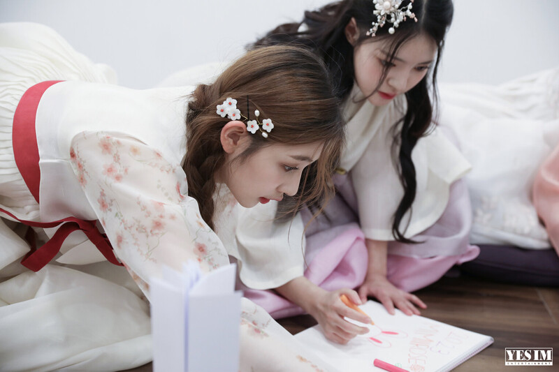 230125 YES IM Naver Post - mimiirose Lunar New Year Rabbit Drawing Behind documents 10