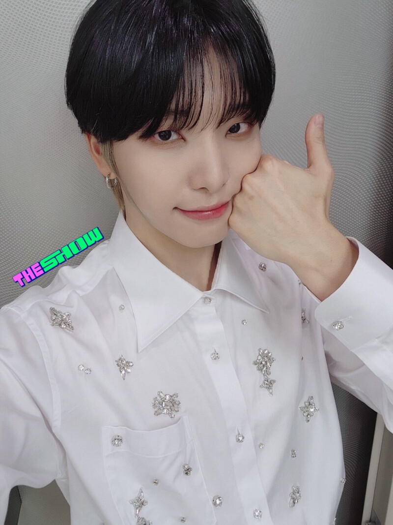 230516 The Show Twitter update with ONEUS documents 1