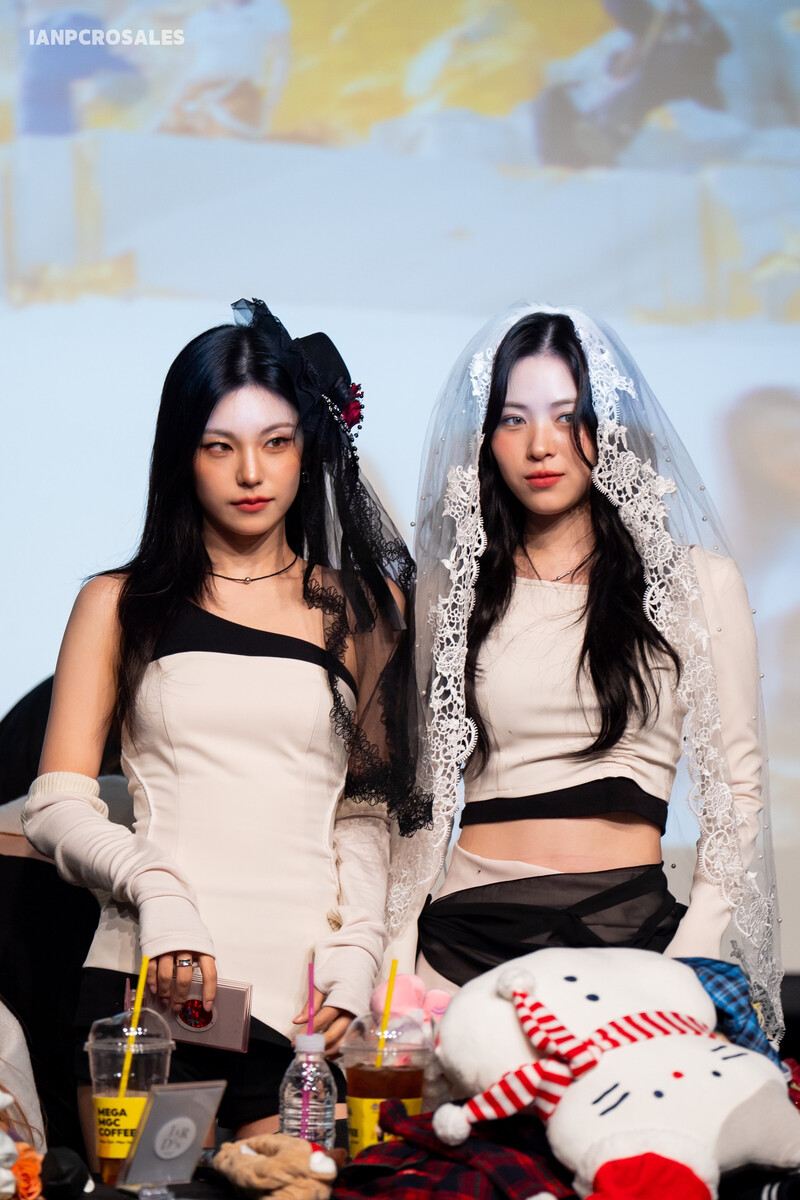 241108 ITZY Yeji & Ryujin - Makestar Fansign documents 1