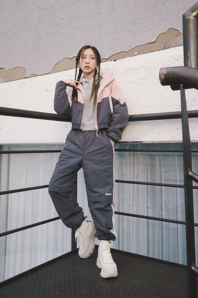 Taeyeon for NERDY 2022 FW Collection documents 5