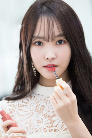 GFRIEND Yuju "Sunrise" Music Video Shooting | Naver x Dispatch