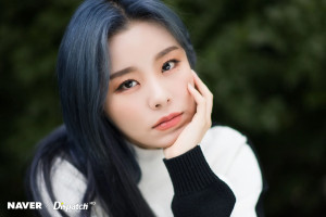 MAMAMOO Wheein - reality in BLACK promotion photoshoot by Naver x Dispatch