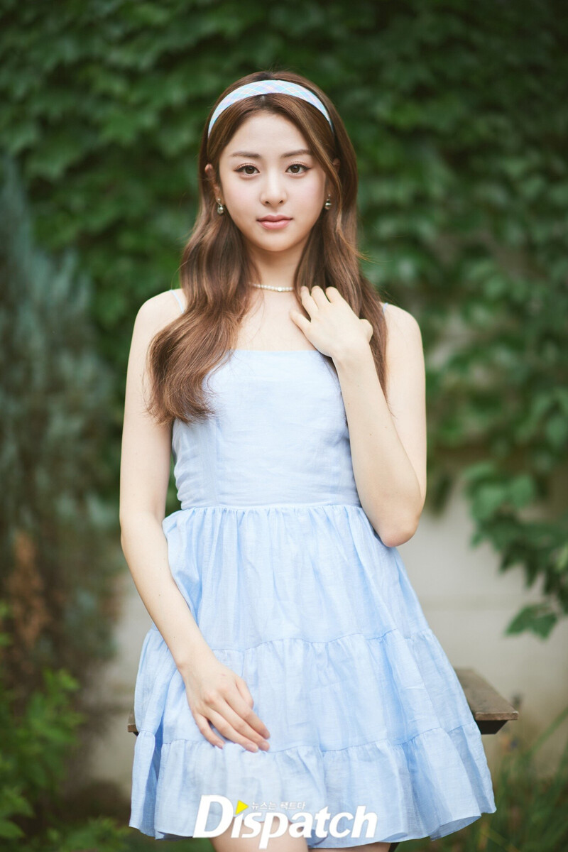 220617 LE SSERAFIM Yunjin - 'FEARLESS' Promotion Photoshoot by Dispatch documents 3