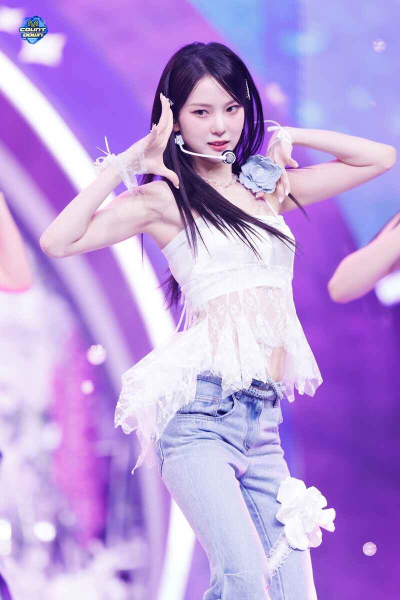 240606 Kep1er Yujin - 'Shooting Star' at M Countdown documents 5