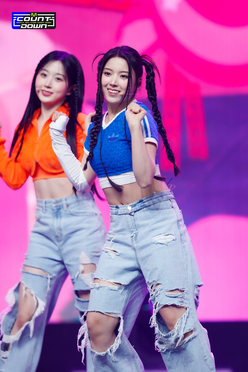 230323 NMIXX Jiwoo - 'Young, Dumb, Stupid' at M COUNTDOWN documents 1